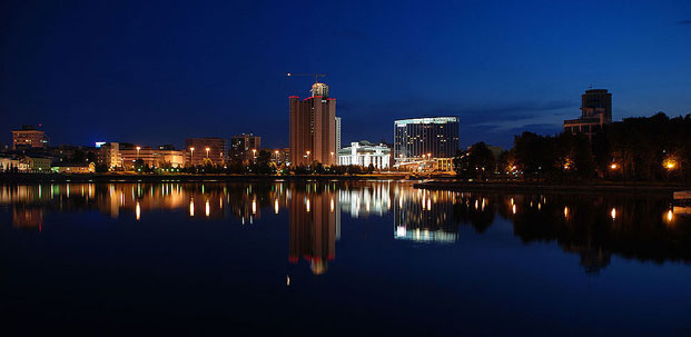 ekatarinburg, nocna panorama