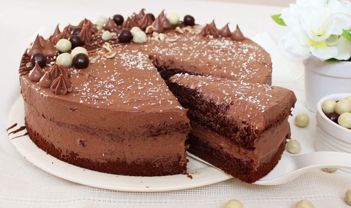 cokoladna torta sa sumskim vocem