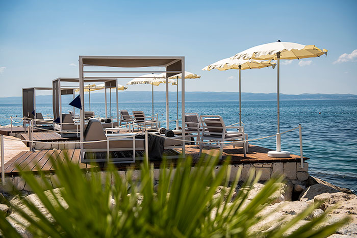 mistral beach club split