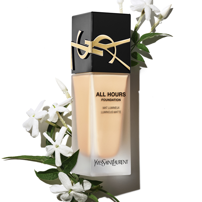 YSL beauty All Hours tekuci puder