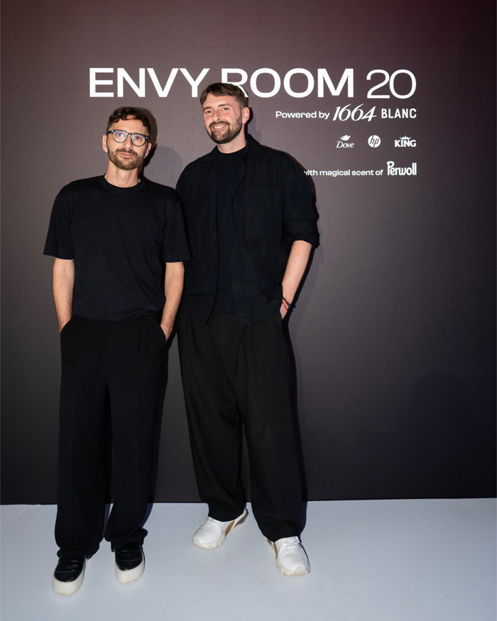 envy room 20 godina