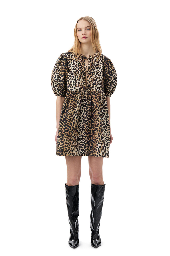 stylebook_leopard_cijela2
