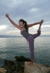 Vrhunac relaksa: joga pored mora