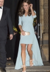 Kate Middleton: nenadmašne noge u plavoj kreaciji