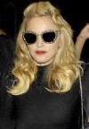 Zašto se Madonna skriva iza kičastih naočala?