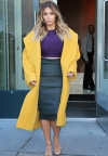Kim u šarenom čednom outfitu
