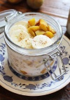 Zdrav i ukusan doručak: chia puding s jogurtom i breskvama