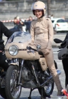 Keira Knightley vozi Ducati za Chanel