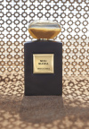 Volite li mošusne mirise, novi parfem Armani/Privé će vas oduševiti!