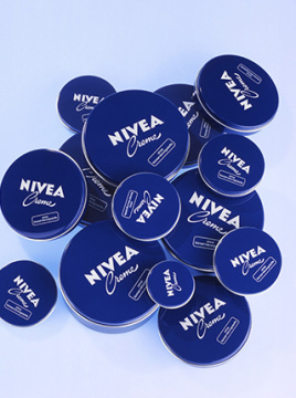 Simbol njege: plava Nivea krema slavi 100 godina postojanja