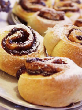 Slatki pužići s pekmezom