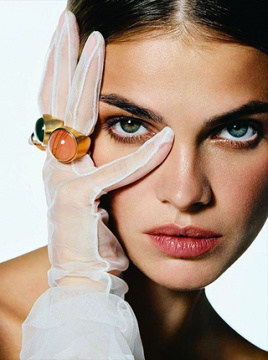 Nove Aura maskare savršeno jačaju i njeguju trepavice