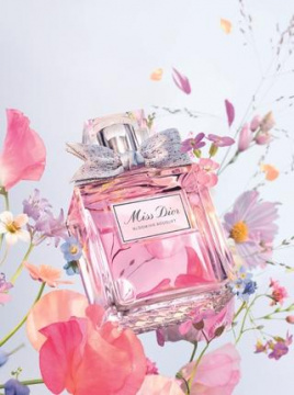 Miss Dior Blooming Bouquet za 2023. osvaja svježinom i cvjetnim notama