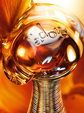 Dior J’adore Intense: nova mirisna rapsodija inspirirana Rihannom