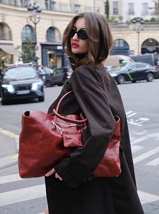 Torba domaćeg brenda RAW BAG osvojila Pariz