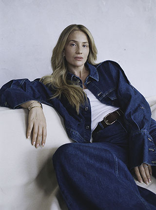 IZAKOVA ima predivnu novu Antique Blue Denim kolekciju